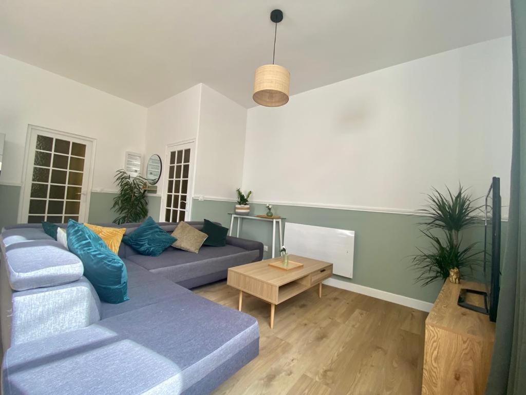 Elegance & Confort Au Coeur De Cholet ! Εξωτερικό φωτογραφία